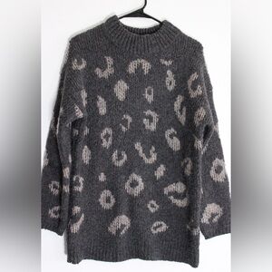 Thread Universal Sweater - Size S